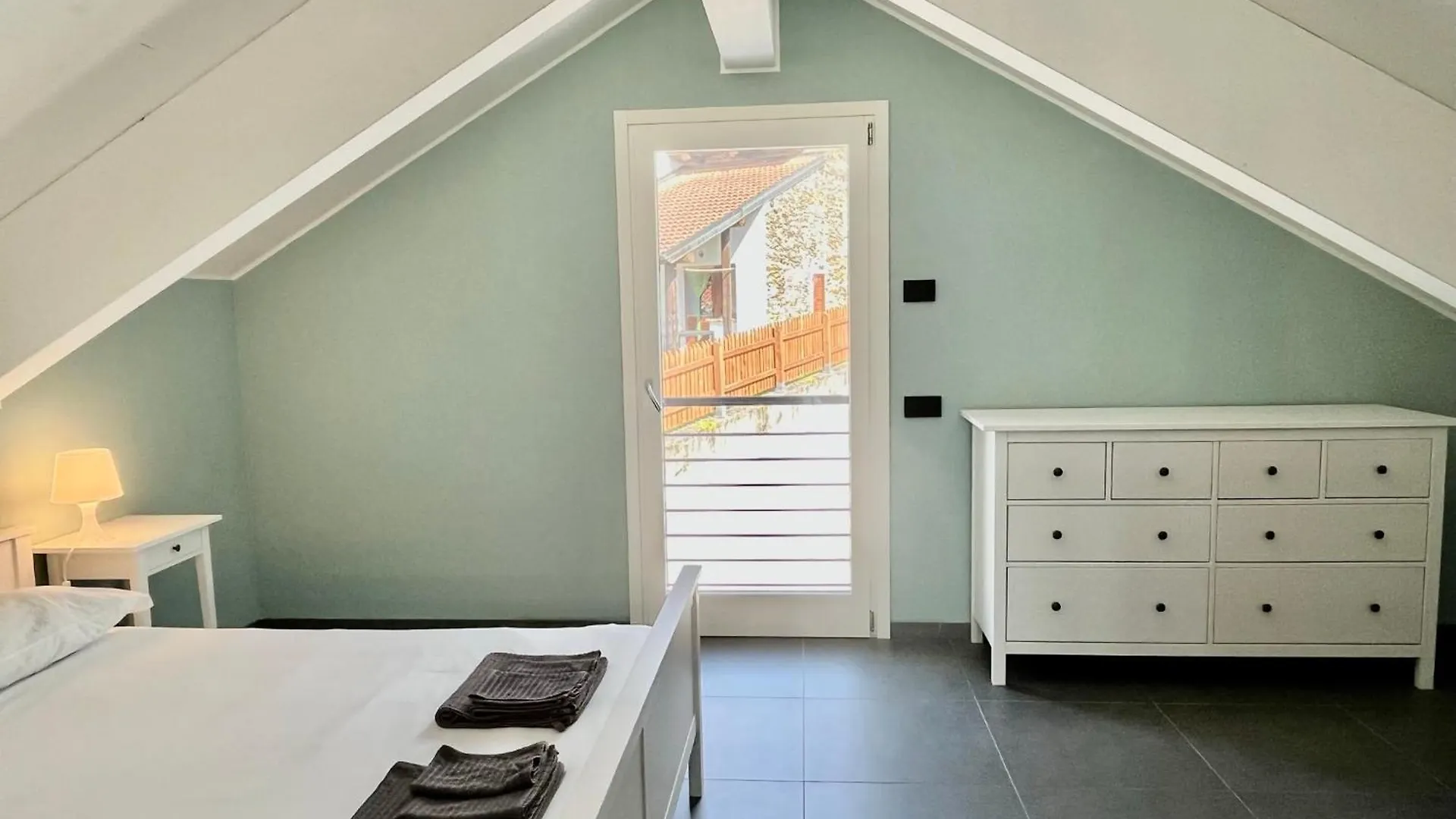 Villa Tivano, Vista Mozzafiato Colico