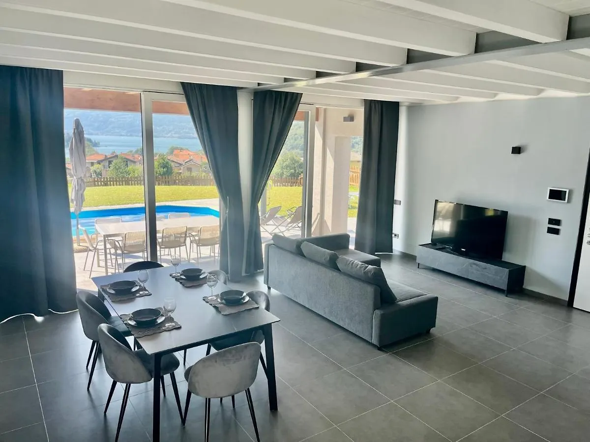 Villa Tivano, Vista Mozzafiato Colico