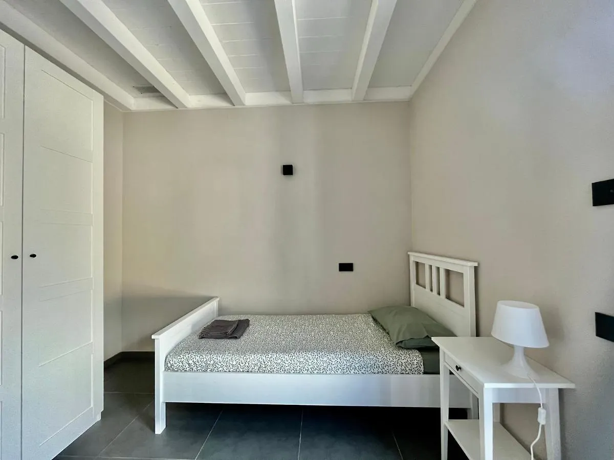 Villa Tivano, Vista Mozzafiato Colico 0*,  Italia