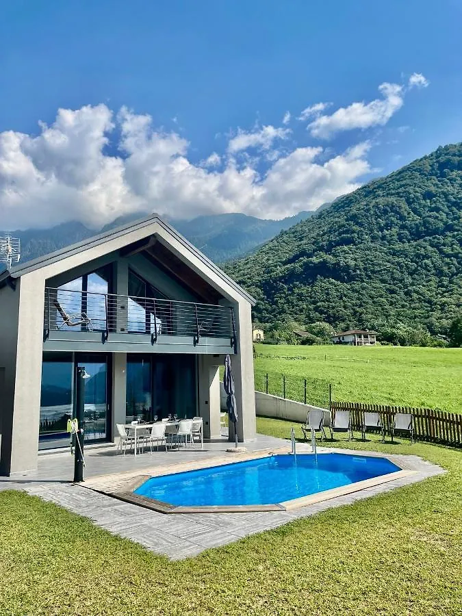 Villa Tivano, Vista Mozzafiato Colico