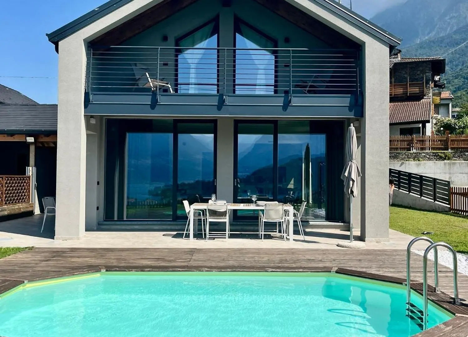 Villa Tivano, Vista Mozzafiato Colico Italia