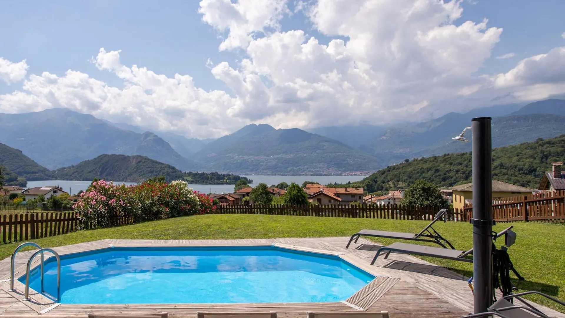 Villa Tivano, Vista Mozzafiato Colico 0*,